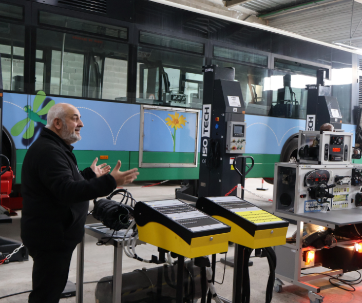 Inauguration du plateau de formation Technicien Supérieur Véhicules Industriels Hydrogène et Nouvelles Énergies (TSVIHNE) à l'Afpa d'Albi